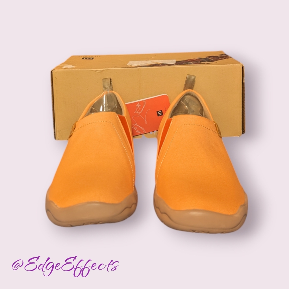 UIN Slip On Shoe Toledo Collection Casual Orange Canvas Lightweight NWT Women 36